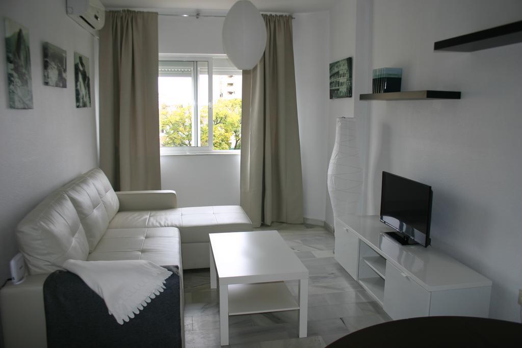 Apartamento Las Adelfas Jerez de la Frontera Bagian luar foto